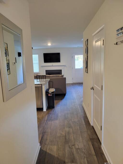 Sc 3755 New 2 Bedroom Townhouse Ft Jackson & Usc Колумбія Екстер'єр фото